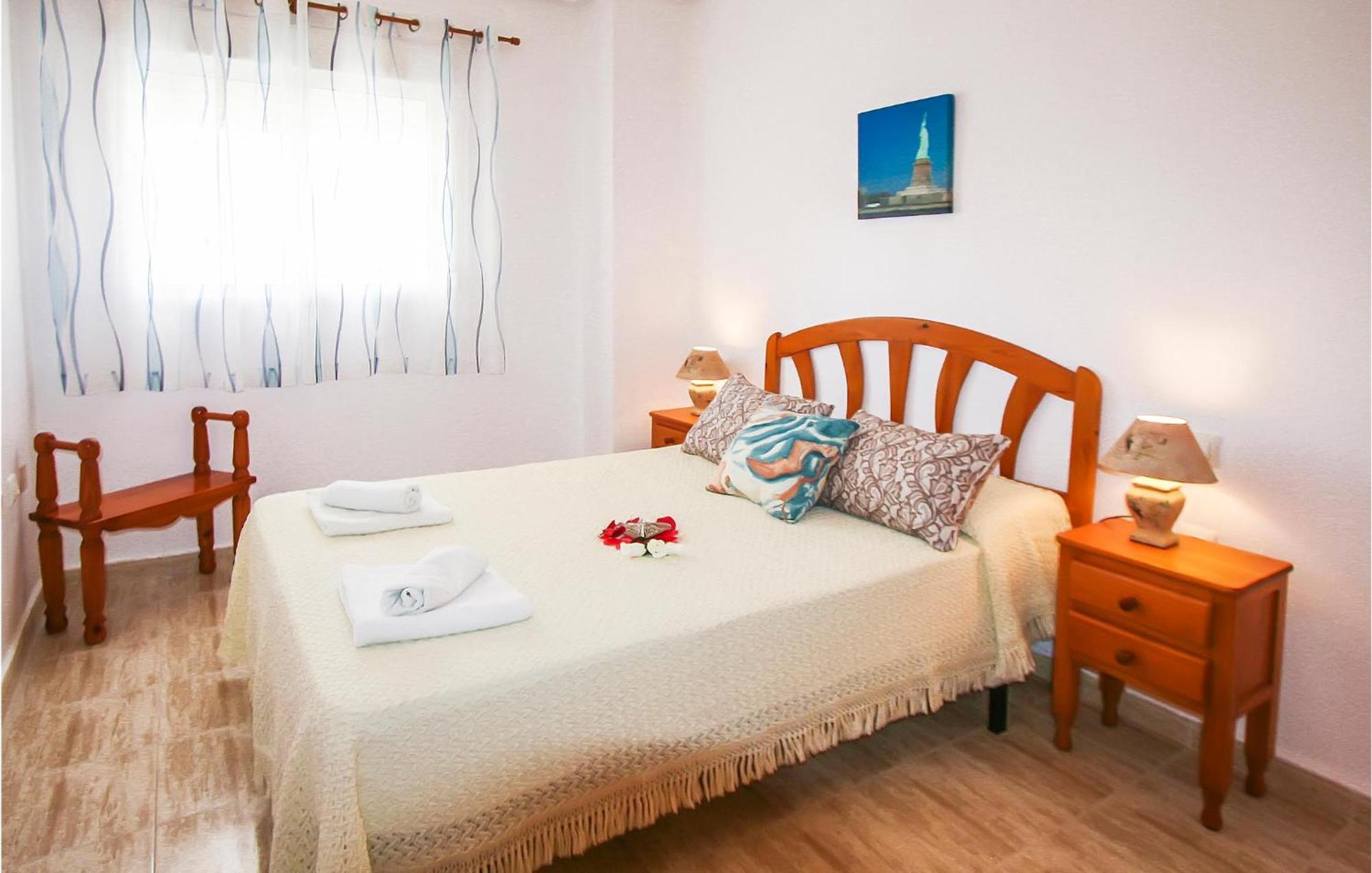 1 Bedroom Nice Apartment In Los Arenales Del Sol Esterno foto