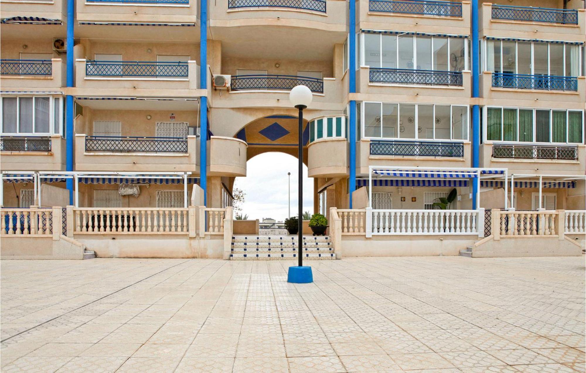 1 Bedroom Nice Apartment In Los Arenales Del Sol Esterno foto