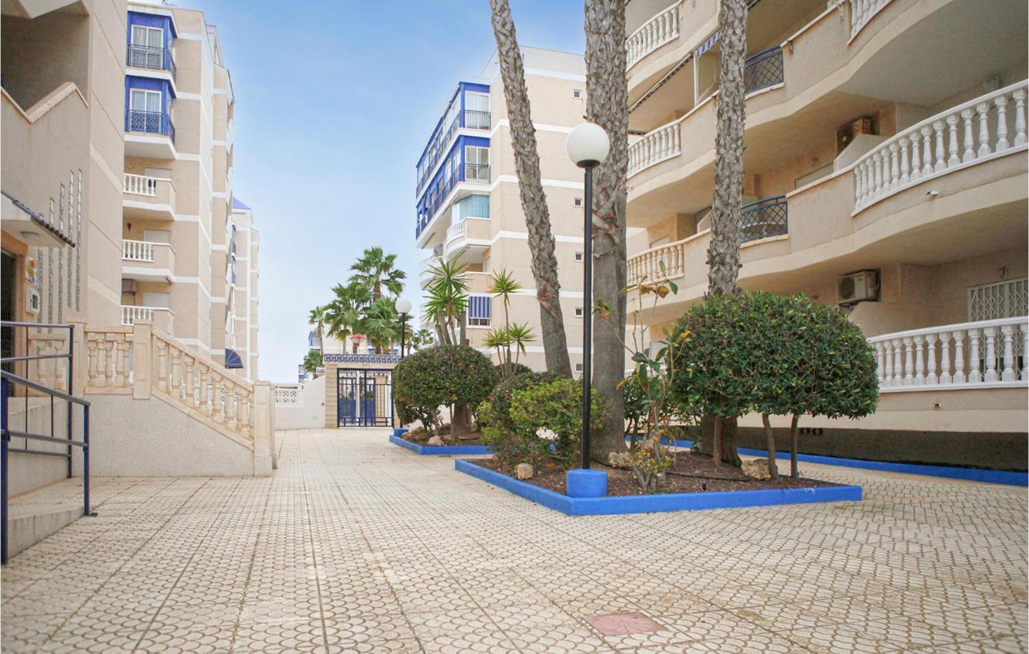 1 Bedroom Nice Apartment In Los Arenales Del Sol Esterno foto